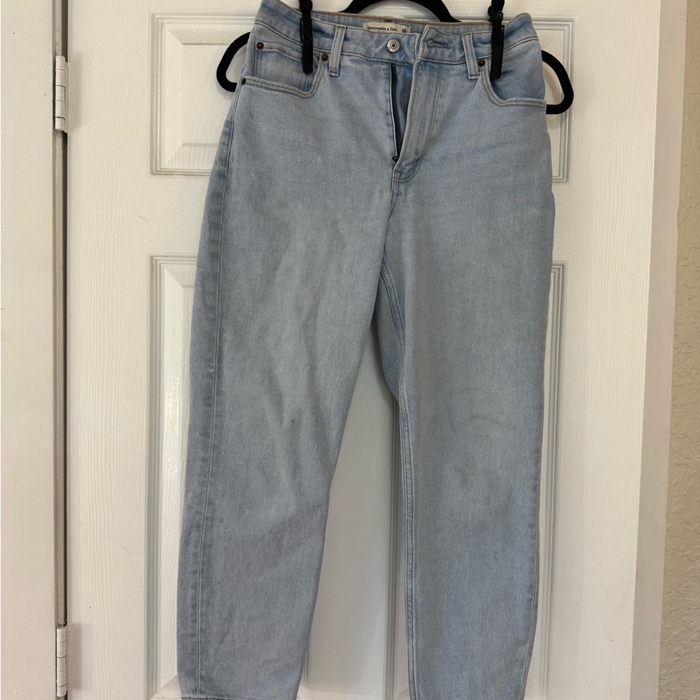 Abercrombie & Fitch Light Blue High Rise Mom Jeans Curve Love